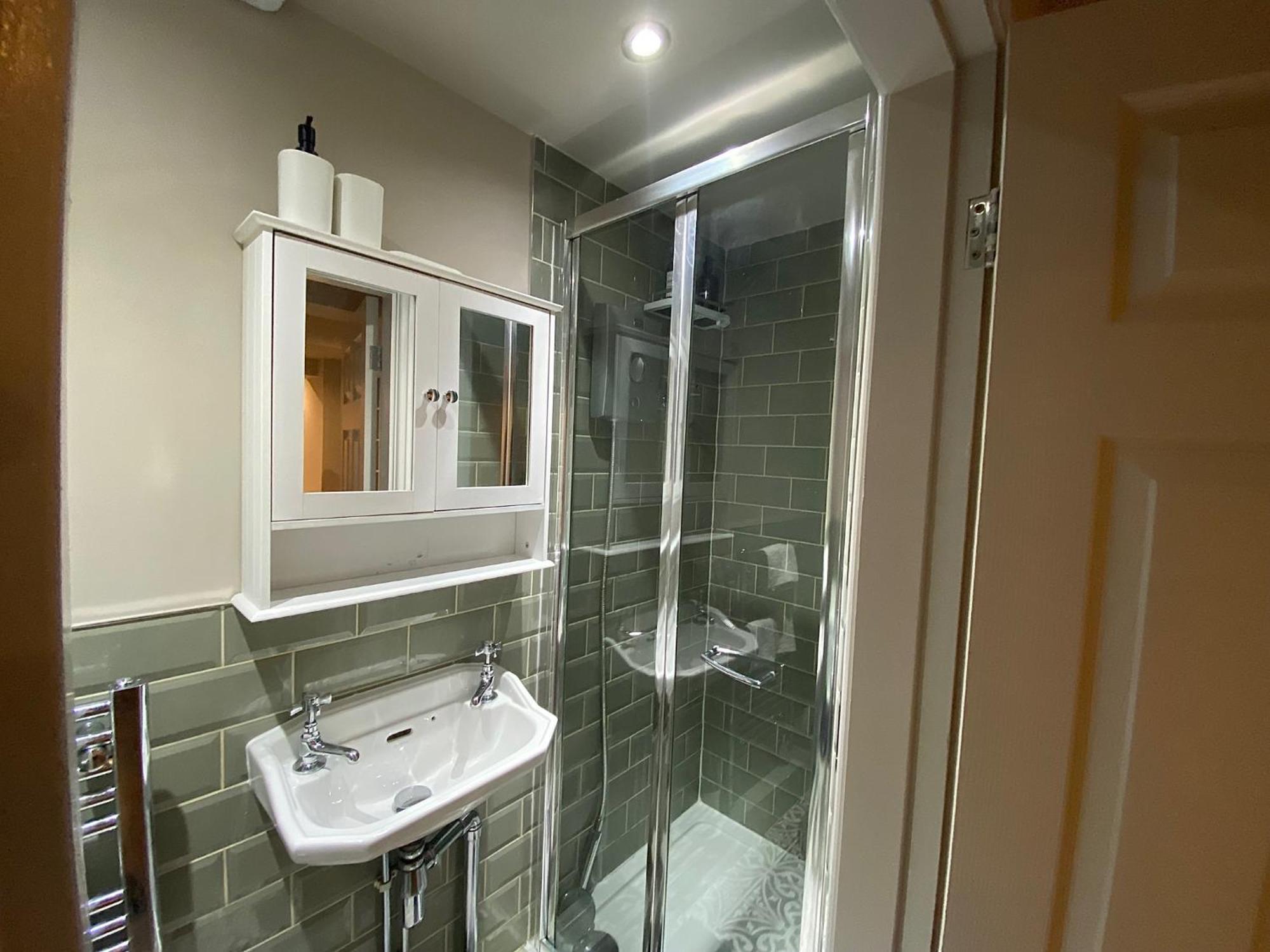 Stunning King Suite Apartment In The Heart Of Leeds City Center المظهر الخارجي الصورة